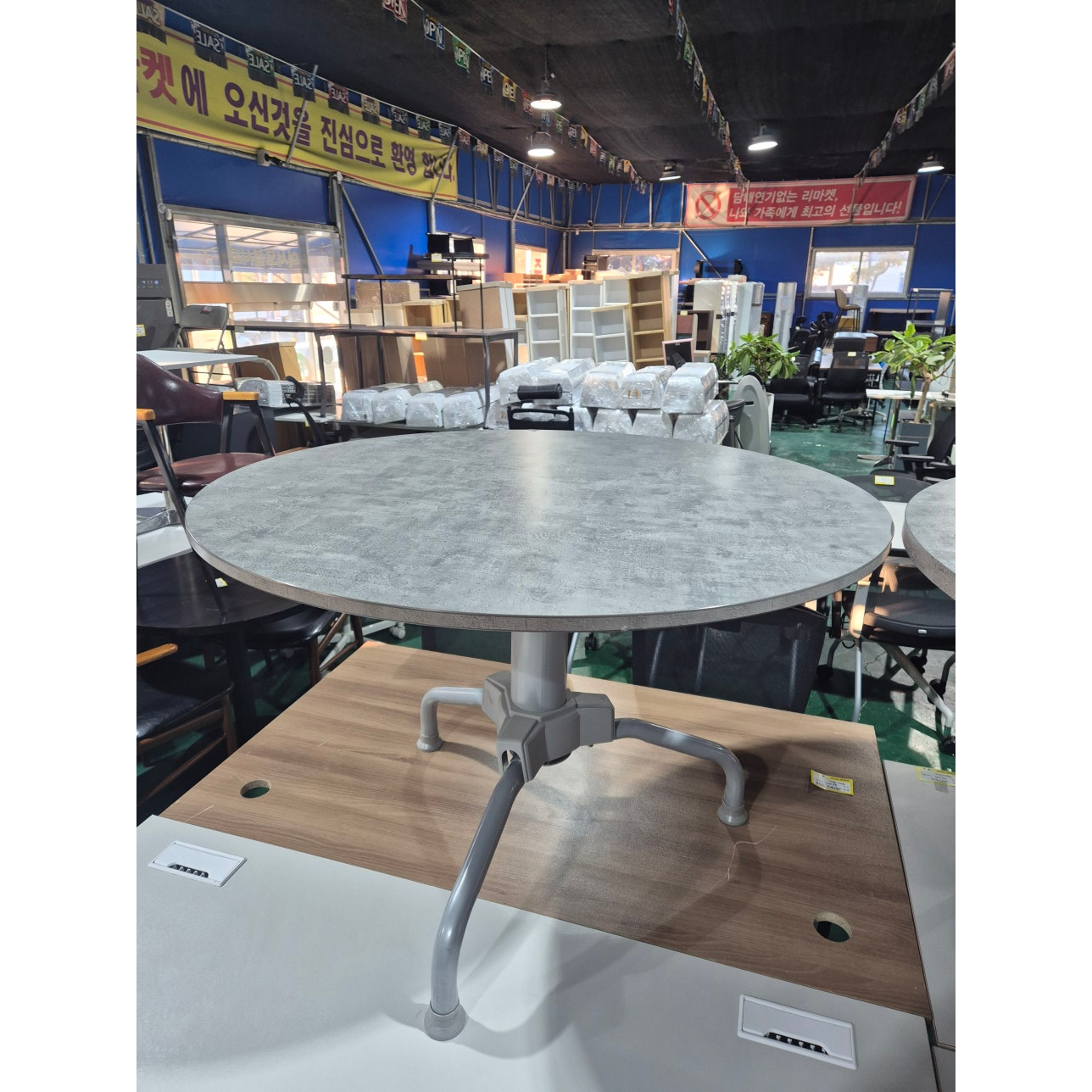 사무용 원형테이블 모음