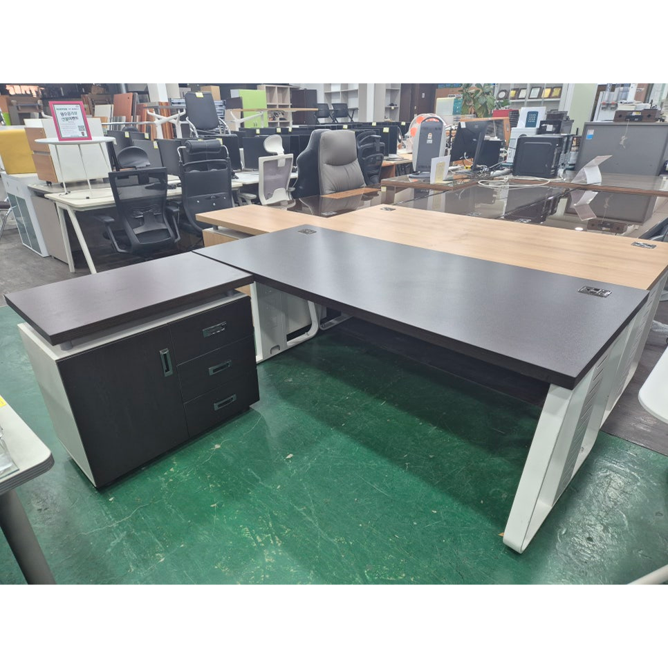 중역책상 / 사이드서랍장포함/1800*800 (마지막 재고)