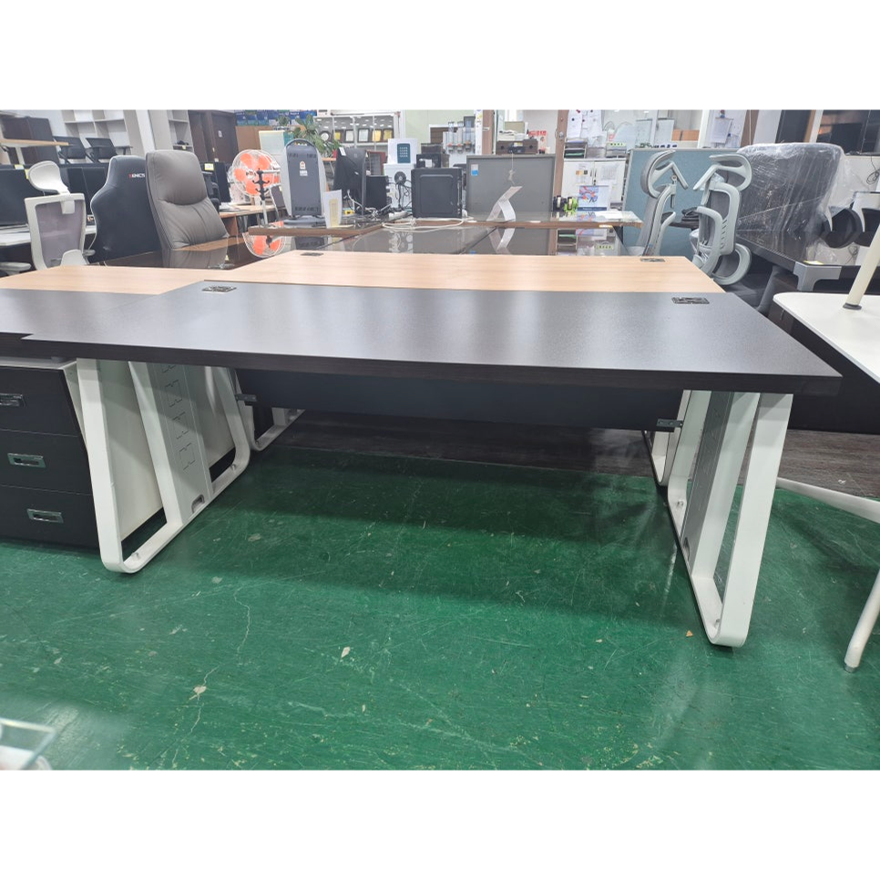 중역책상 / 사이드서랍장포함/1800*800 (마지막 재고)