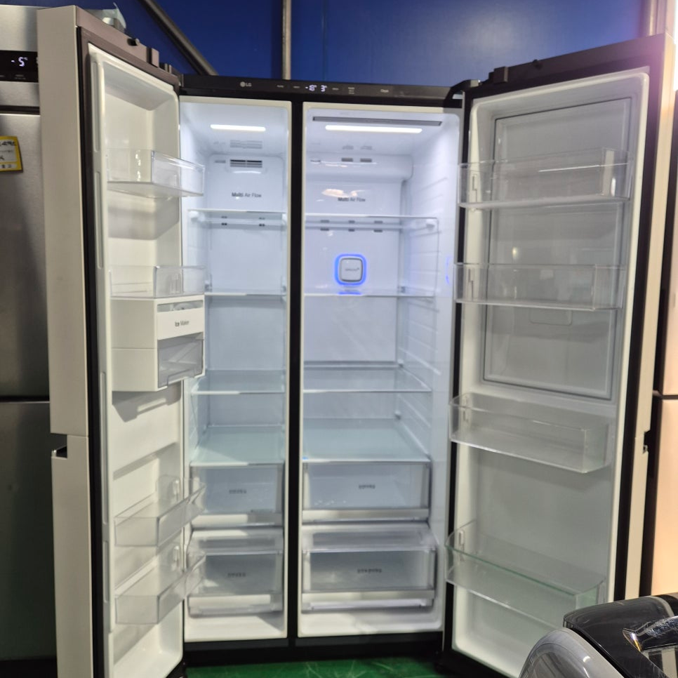 [LG] 양문형 냉장고 832리터